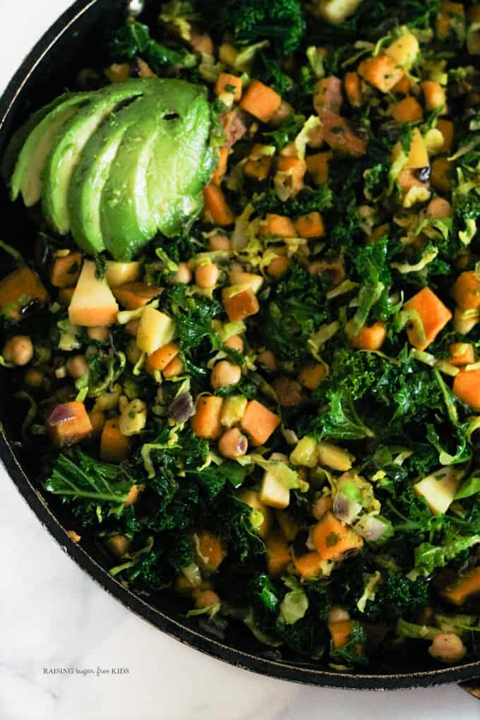 Warm Kale & Apple Salad | Raising Sugar Free Kids - a warm, satisfying and comforting bowl of goodness that is far from what we usually call "salad". Vegan, sugar and gluten free, delicious, and very healthy. #sugarfree #sugarfreejanuary #glutenfree #vegan #veganuary