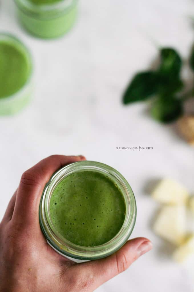 No Added Sugar Tropical Green Smoothie | Raising Sugar Free Kids - a yummy green drink full of delicious, nutritious goodness. For when you need a bit of tropical sunshine on a cold winter's day. #sugarfree #poysugarfreejanuary #sugarfreejanuary #vegan #veganuary 