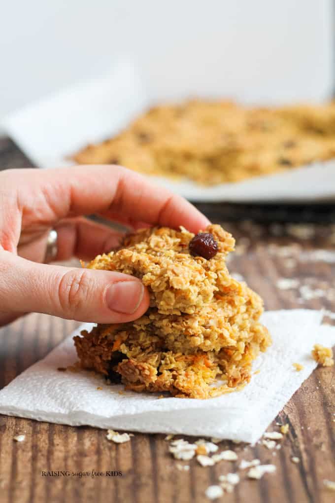 Low Sugar Carrot Cake Flapjacks | Raising Sugar Free Kids - sweet, chewy and crumbly, naturally sweet and delicious, these flapjacks make a yummy family snack. #sugarfree #glutenfree